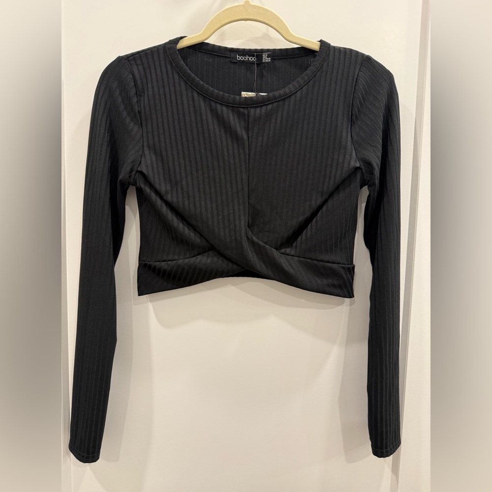 Boohoo Black Ribbed Cross-Front Long Sleeve Crop Top | Size 8 | NWT